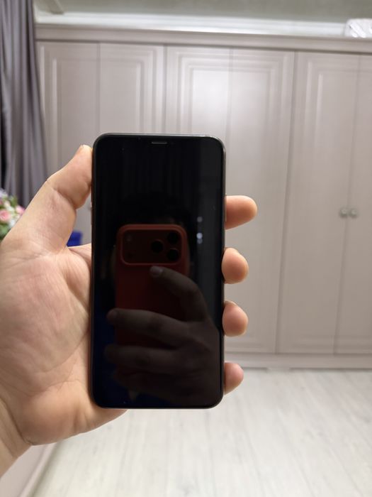 Продам iPhone XS Max 64GB