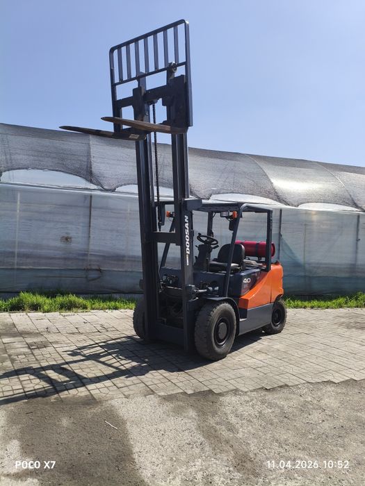 Продается вилочный погрузчик DOOSAN