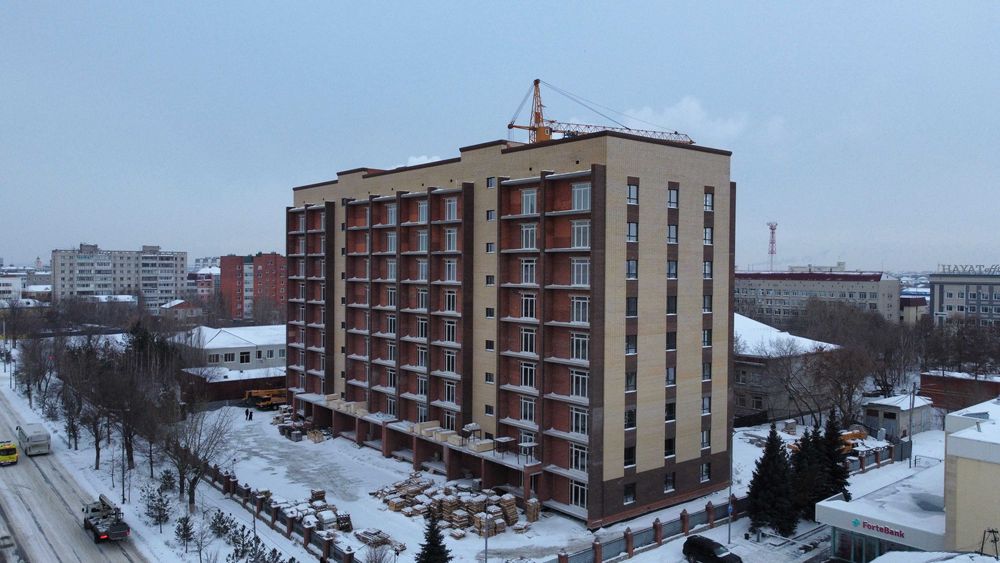 продам 4 ком квартиру