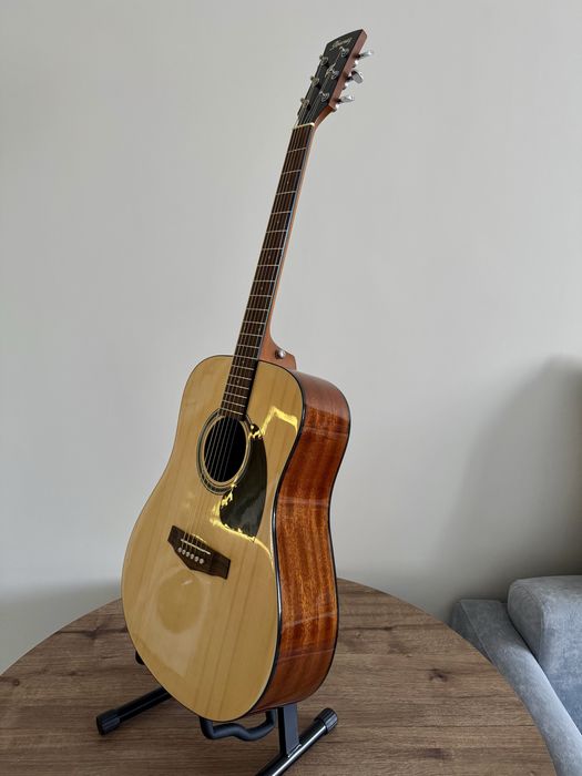 Ibanez PF18 акустикалық гитара, кәсіби реттелген