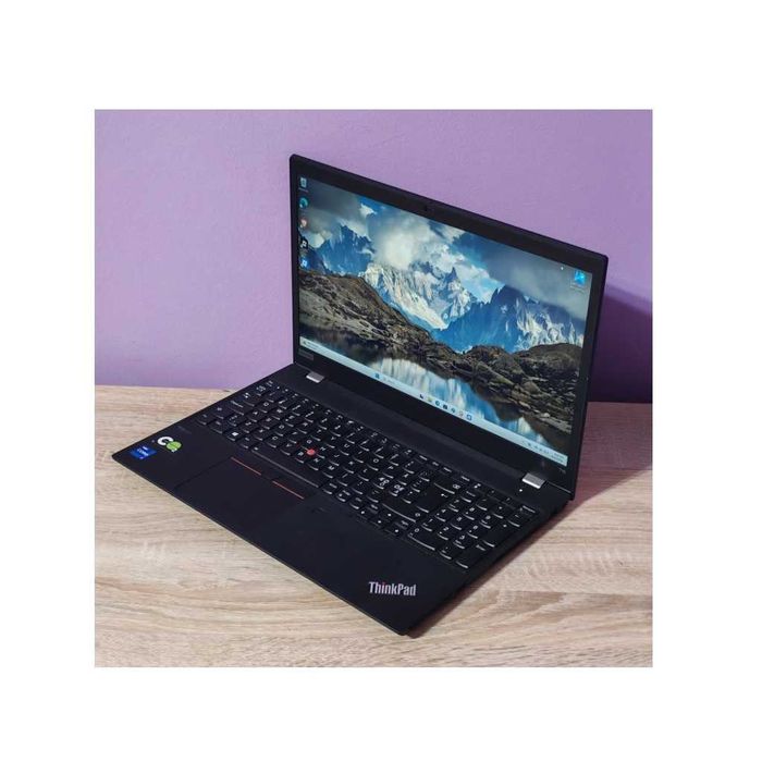 Laptop Business Lenovo Thinkpad T15 i7-1165G7 4.70GHz 16GB DDR4 3200Mhz SSD 512GB Samsung - Windows / Office - tastatura numerica -> iluminata