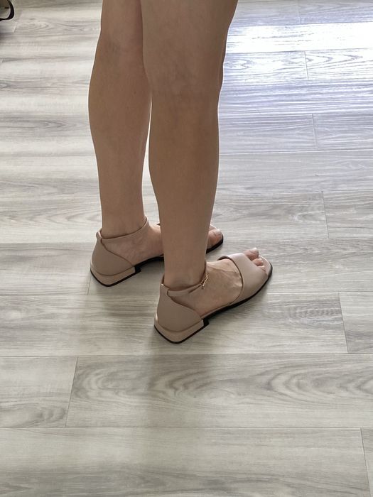 Сандали женские классические