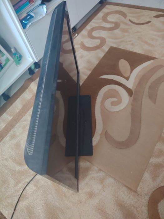 Vând TV Sony Bravia