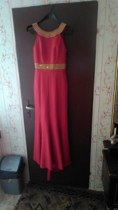 Две официални рокли