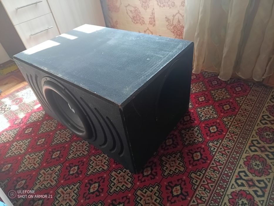 Продам сабвуфер и АСV  усилитель