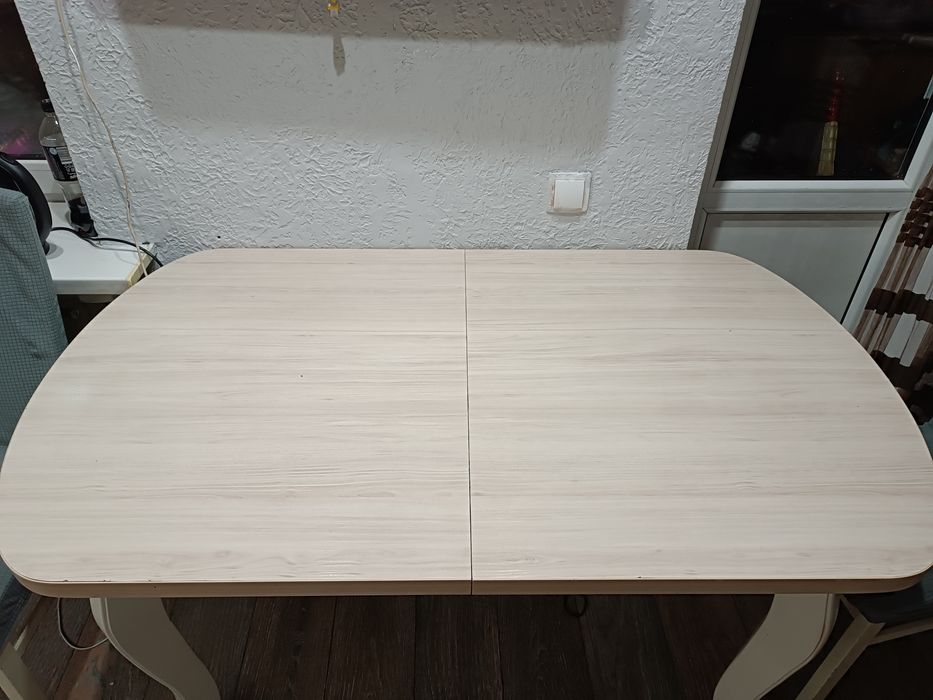 Продам стол со стульями