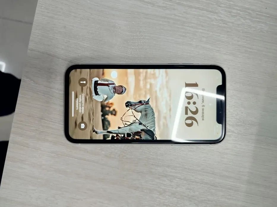 Продам IPhone 11