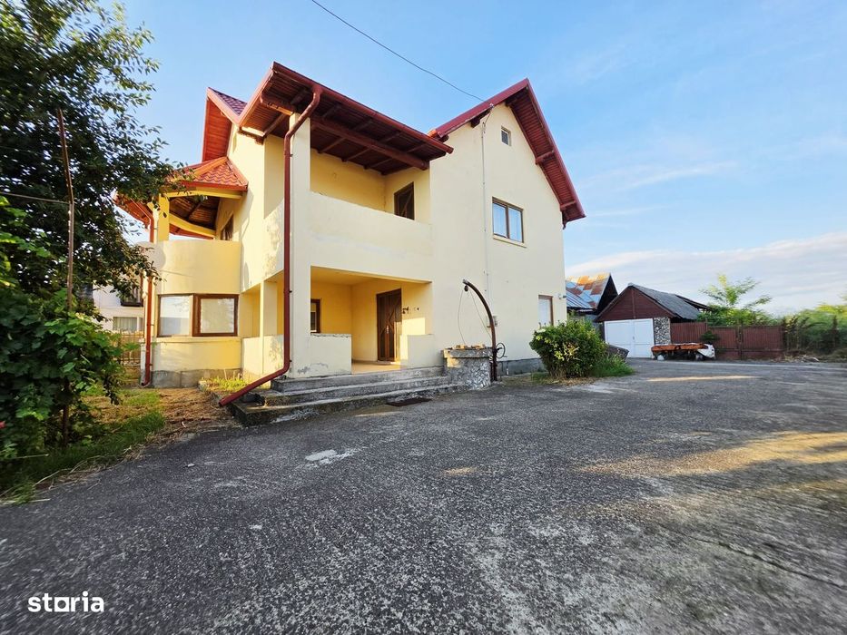 Casa 5 camere + teren generos 1700 mp – Aricestii Rahtivani