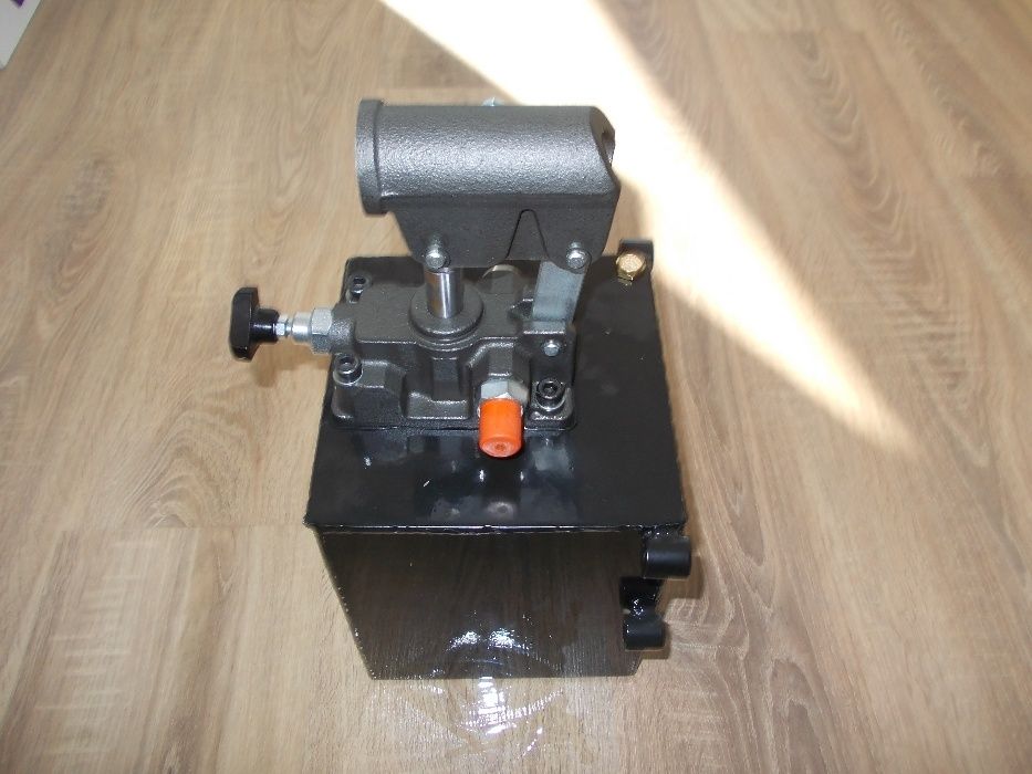 Pompa manuala hidraulica dublu efect cilindri utilaje