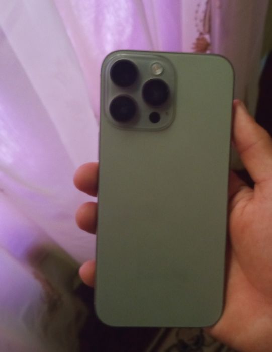 Telefon sotiladi: Jiaenova i16 pro max. Holati yaxshi: Xotira 6/128GB.