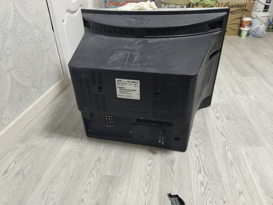 Продаю телевизор