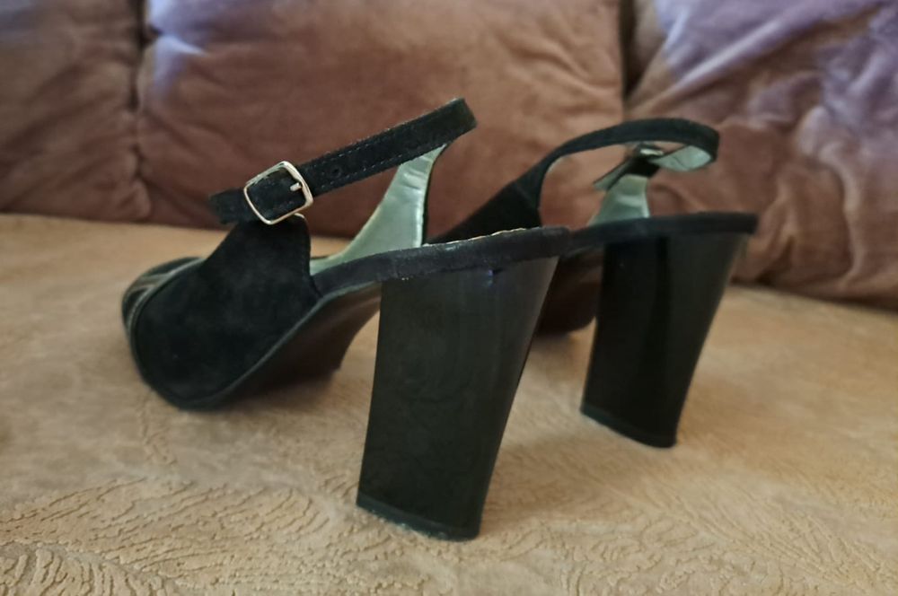 Sandale San Savana din piele naturală