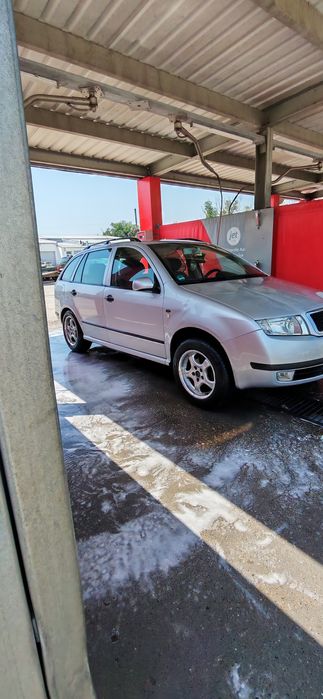 Vând jante pe 15 cu buza, cauciucurile sunt bonus