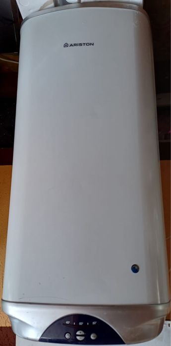 Boiler electric Ariston 80L