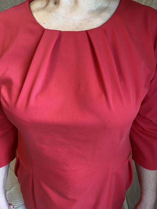 Платье вечернее нарядное