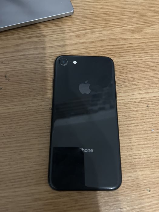 iphone 8 64GB black