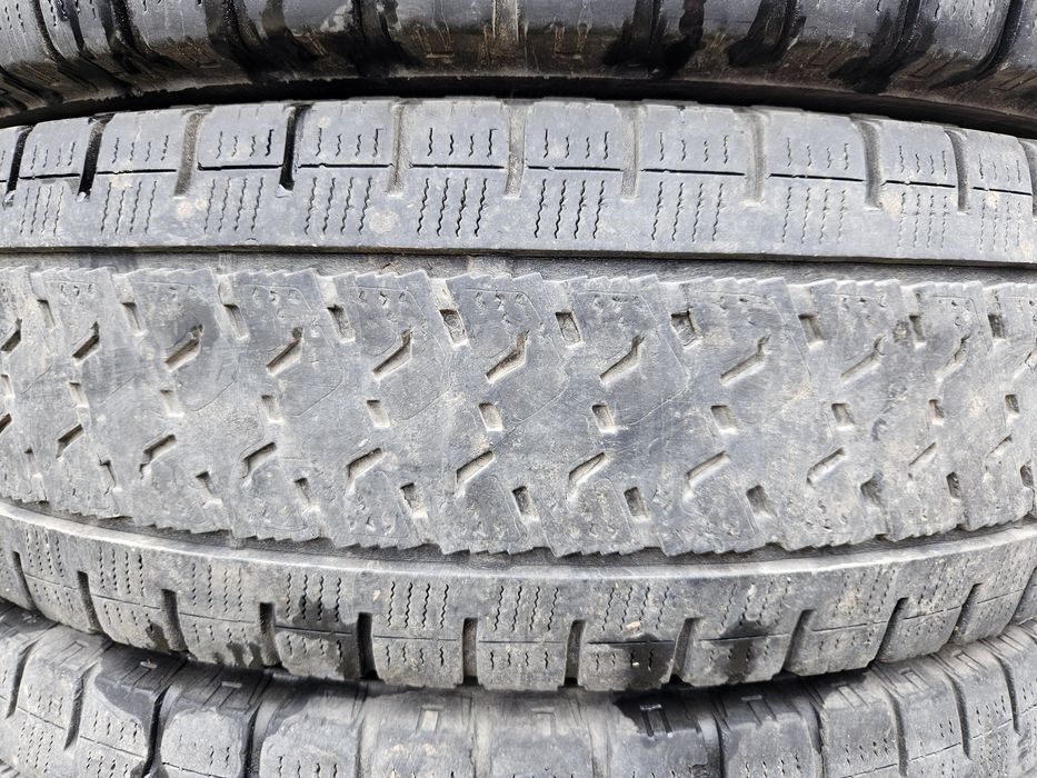 195/75R16C Lassa