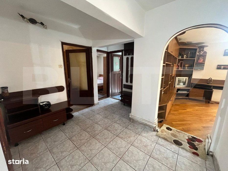 Apartament 3 camere, decomandat, parter, zona Sens Vechi — fotografia 1