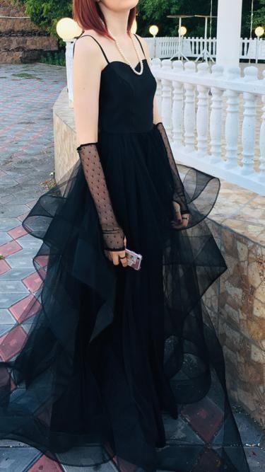 Очень красивое вечернее платье