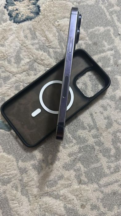 iPhone 14 pro max E sim