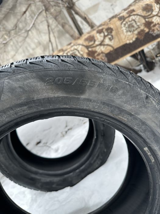 Продаю шины (2 штуки)