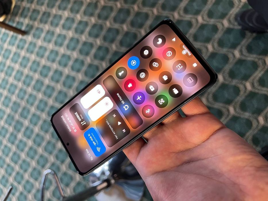 Redmi Note 12 Pro Ideal holatda 6+2/128 GB Aybi yoq