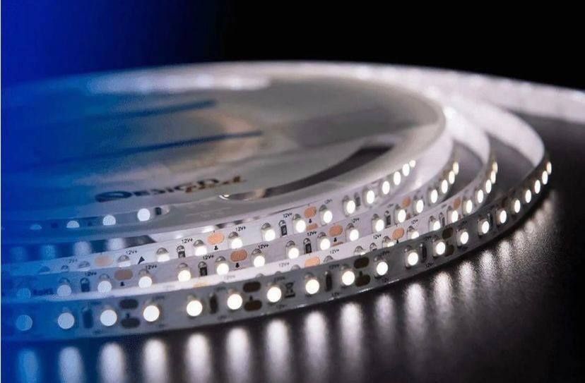 Светодиодная лента Tuya Smart Life для внутреннего освещения.