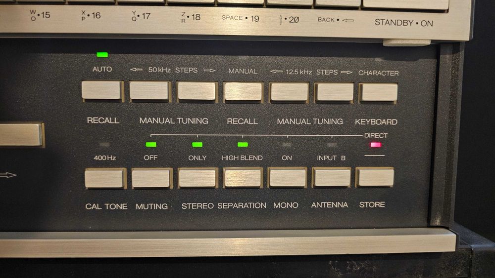 Revox B261 High-End Tuner in stare excelenta, full recap, test video!