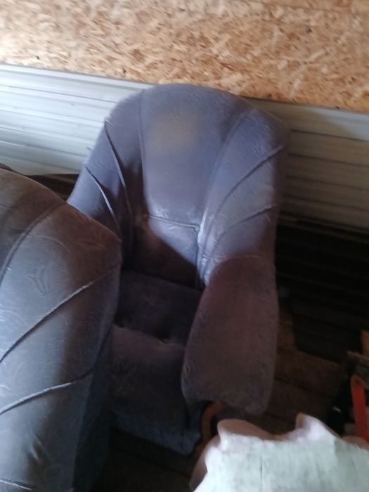 Диван и 2 кресла