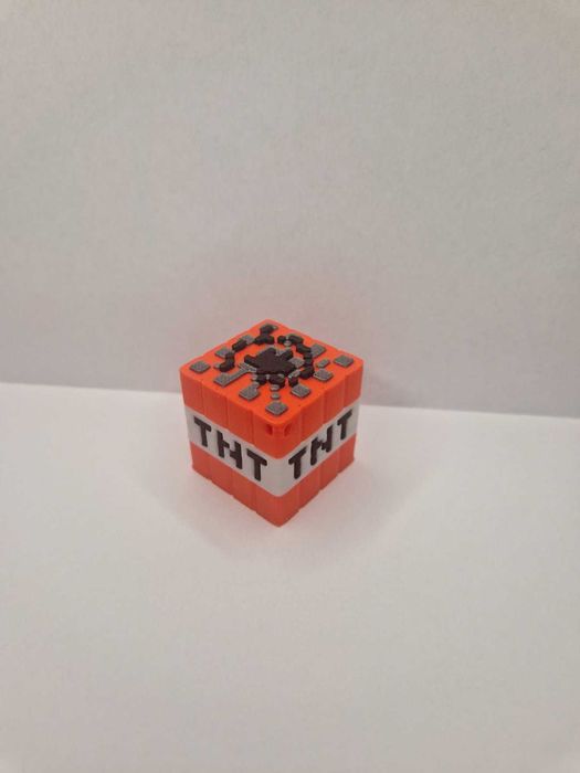 3D Minecraft TNT кубче