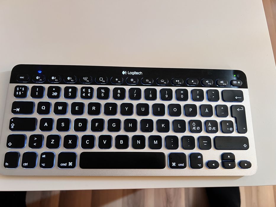 Tastatura Logitech Bluetooth Easy-Switch K811