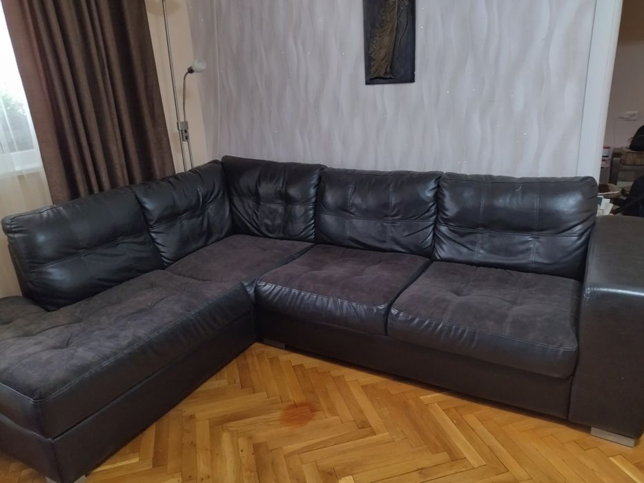 Диван от еко кожа и текстил