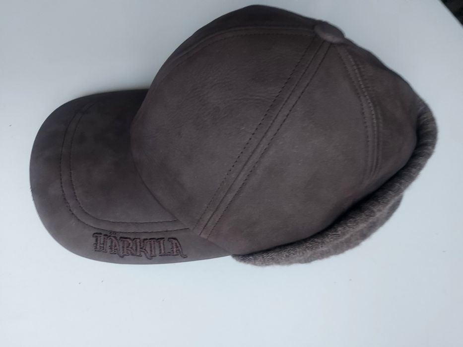 Harkila шапка с козирка. Кожа и вълна. Тип ушанка. 58-62см. Като нова