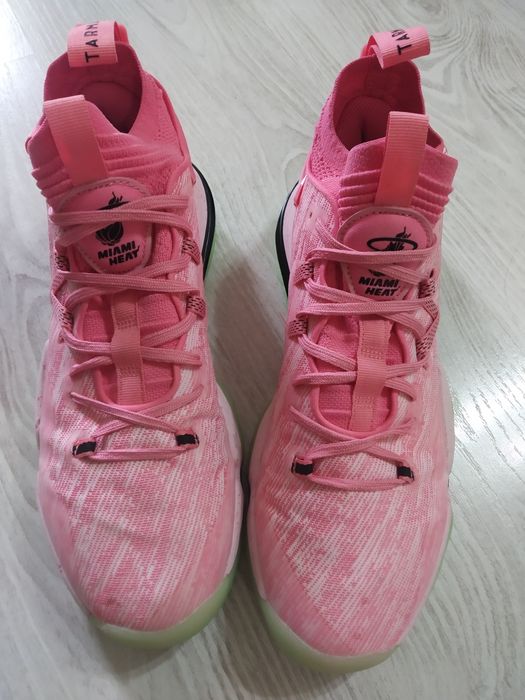 Баскетболни обувки  NBA