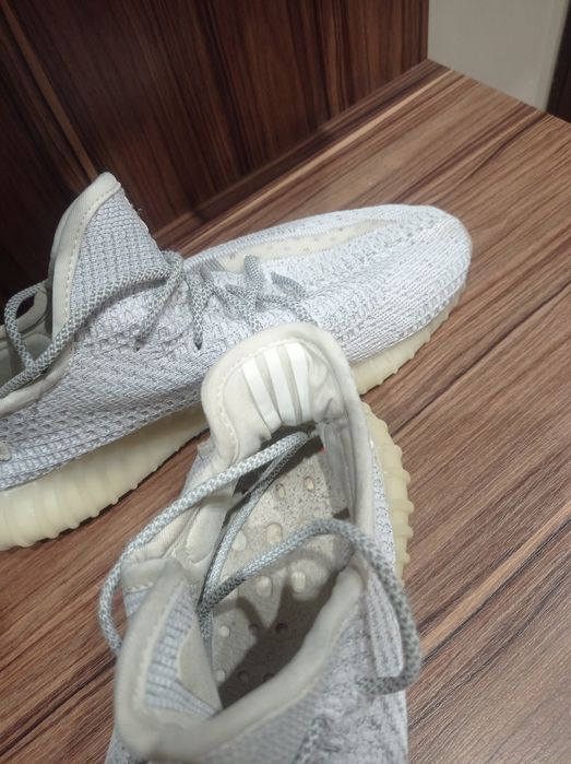 Adidas yeezy boost 350 v2 оригинални
