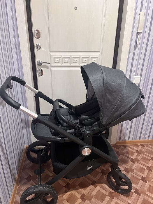 Продам коляску в хорошем состояний