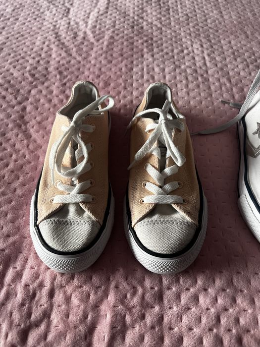 Детски кицове Converse и кожени сандали