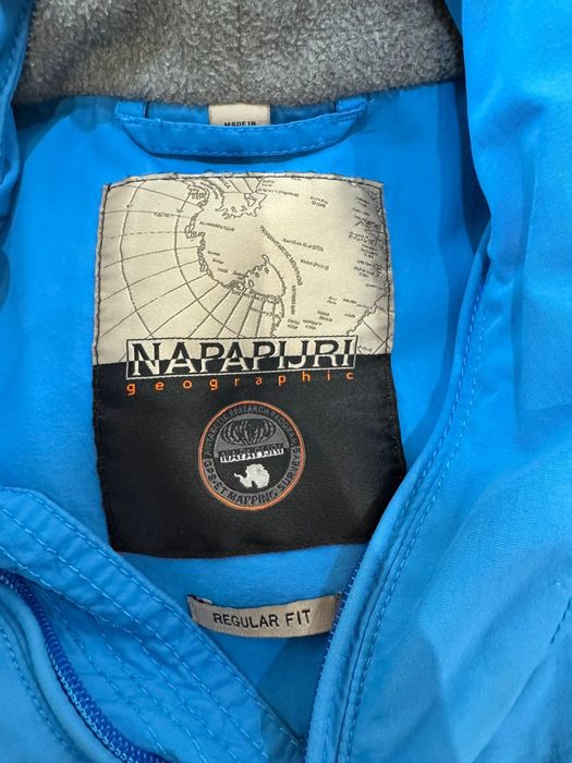 Продам анорак напапири легит