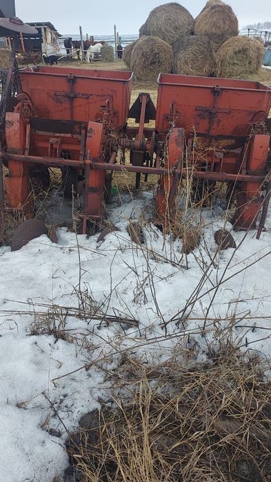 Картофелесажалка окучиватель