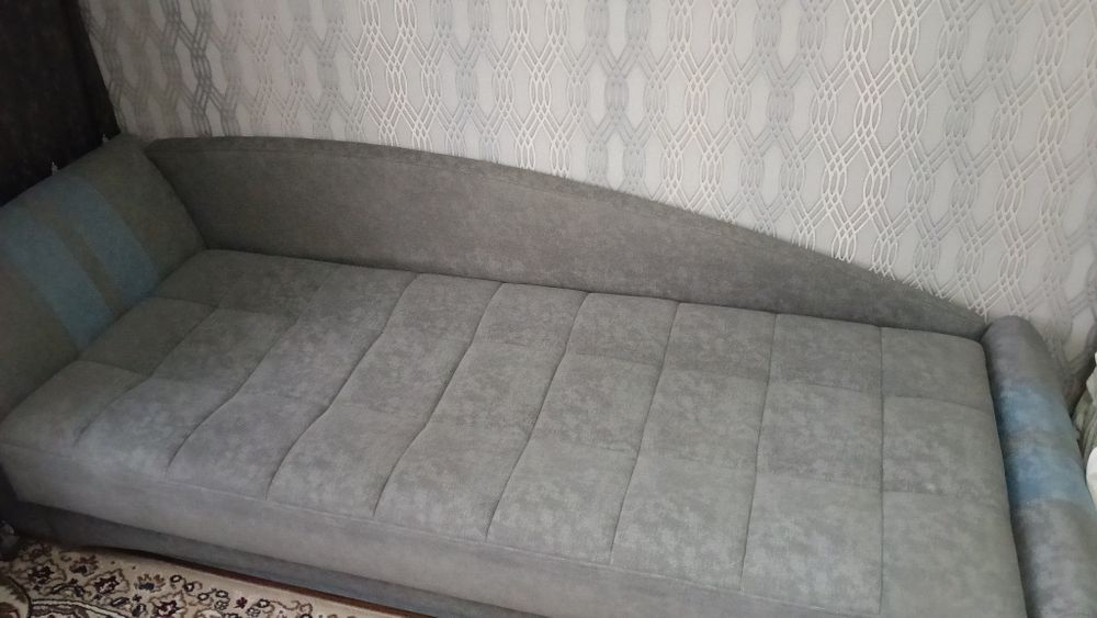 Продам диван в отл сост