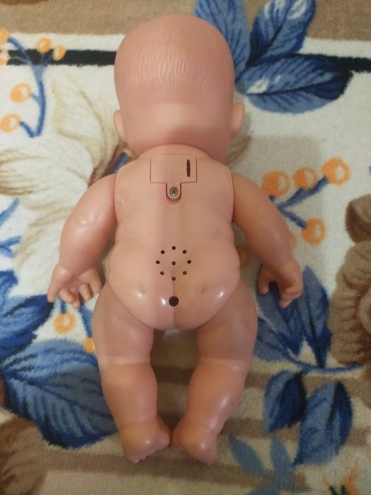 Кукла музыкальная.