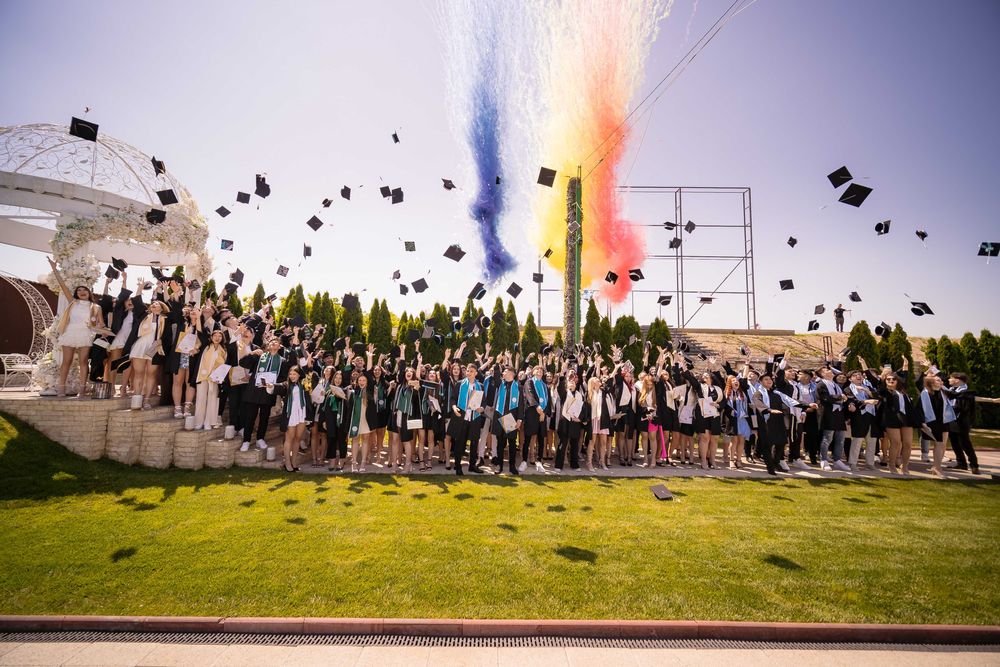 Toca, Esarfa si Cocarda, Set Nepersonalizat, Auriu, Liceu, Facultate