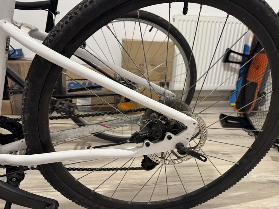 Bicicletă polivalentă Riverside 500 alba, marime L, roti 29