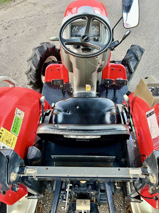 Tractor,tractoras Yanmar RS330,freza,33cai,servo,24 viteze,inversor