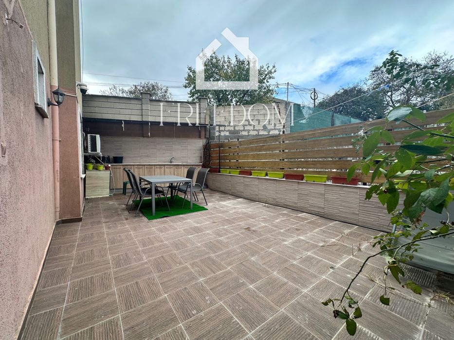 Продава се Тристаен апартамент в Варна, м-т Траката - 104 кв.м за 2212 €/кв.м - Снимка #19