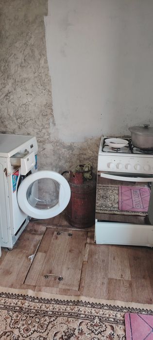 Сдам по суточно на даче домик
