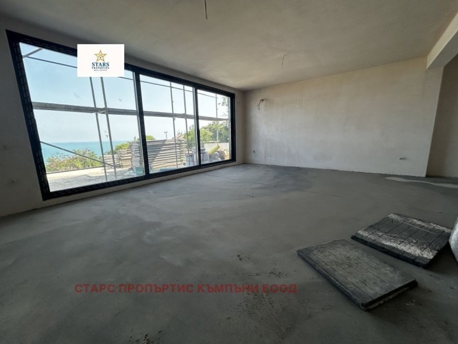 Продажба Къща гр. Варна - Бриз 290m²