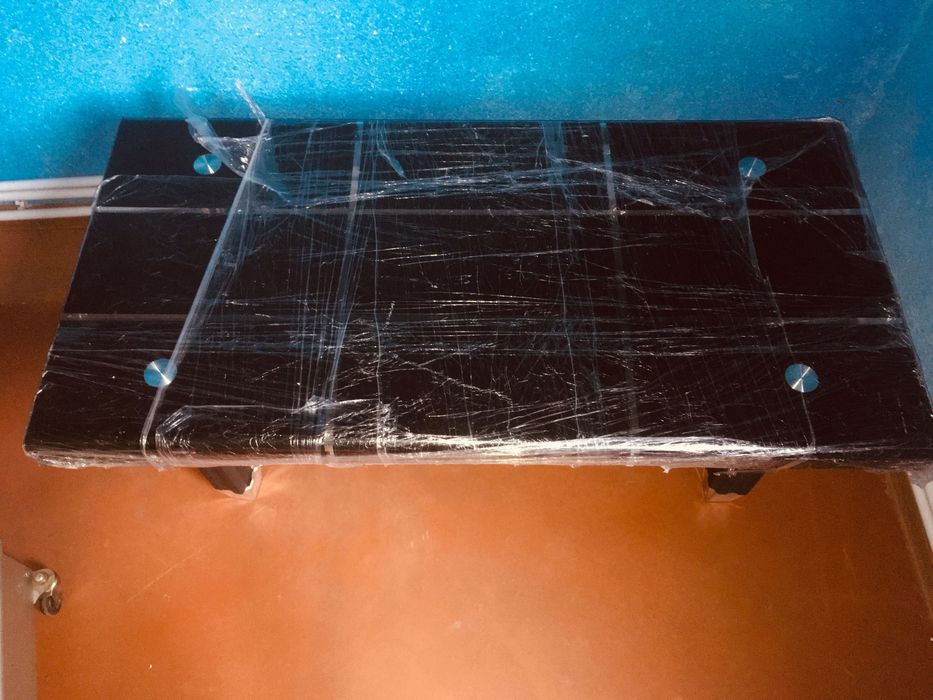 Столик журнальный