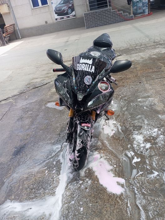 YAMAHA YZF R6 sotiladi
