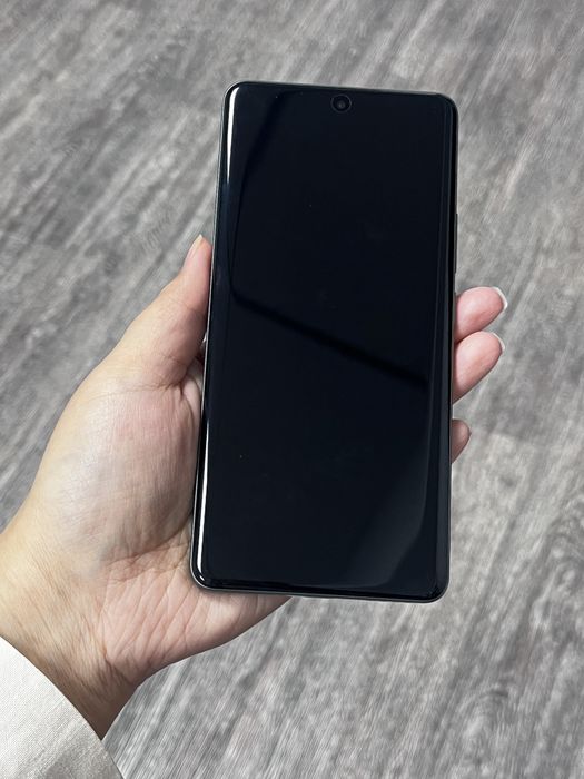 Realme 15 pro 5G 12Гб/512Гб